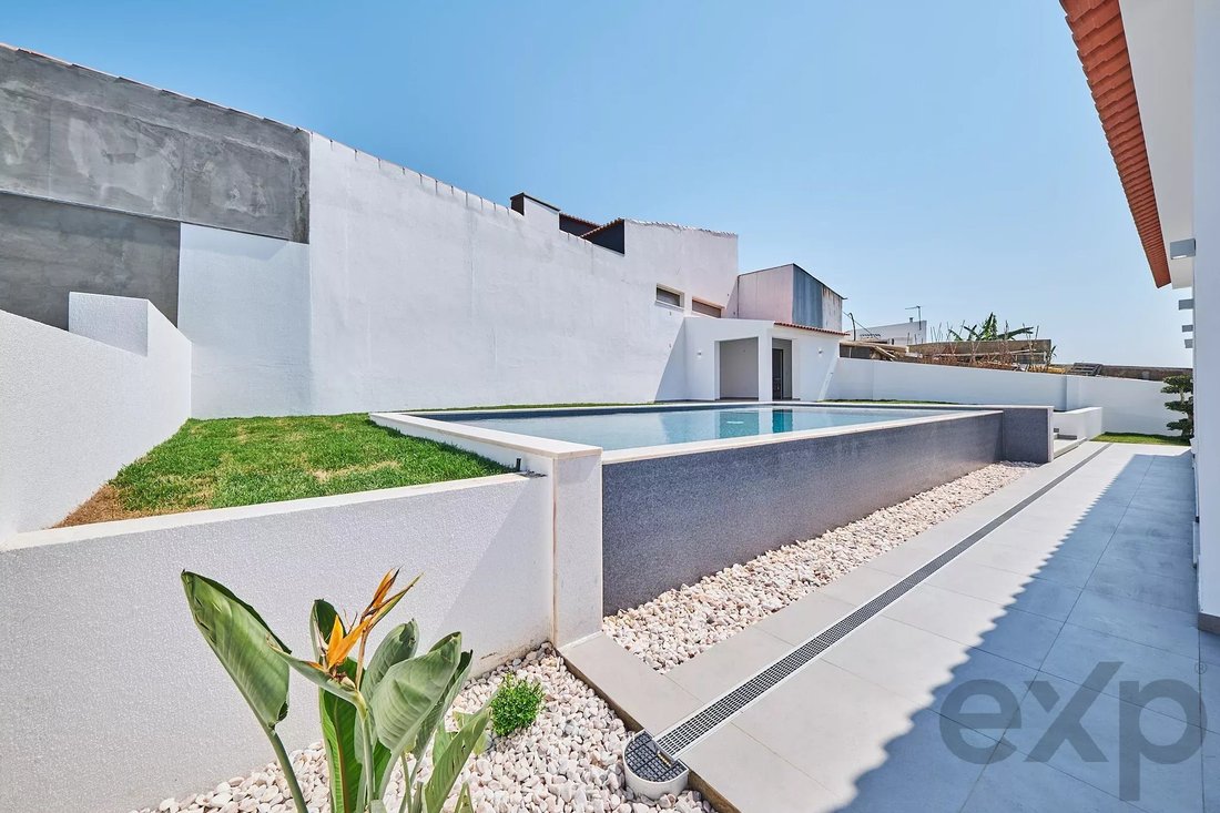 Casa en Carvoeira, Distrito de Lisboa, Portugal 4 - 18298891