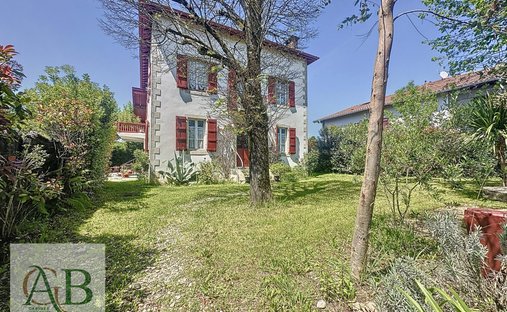 Maison à Ustaritz, Nouvelle-Aquitaine, France 1