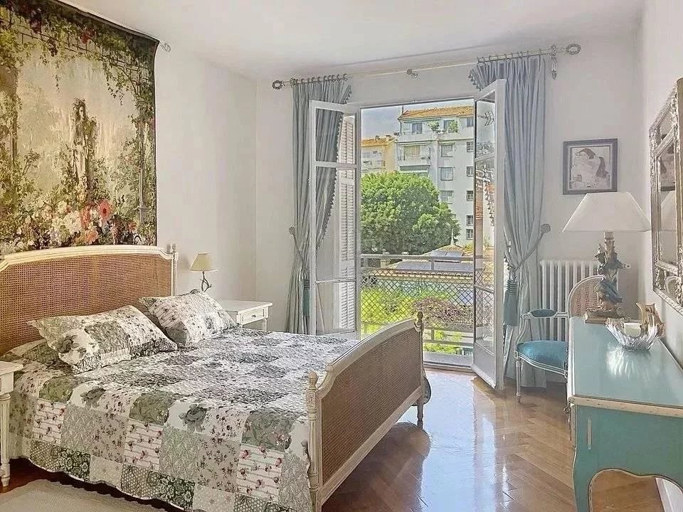 Apartment in Liberation, Nice, France 4 - 18717274