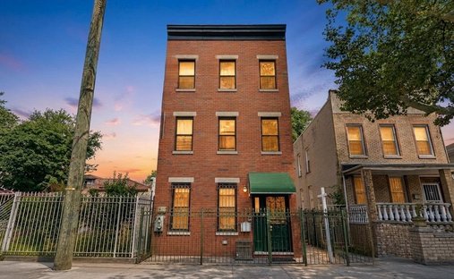 House in New York, New York, United States 1