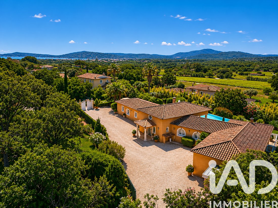 House in Grimaud, Provence-Alpes-Côte d'Azur, France 2 - 18076634
