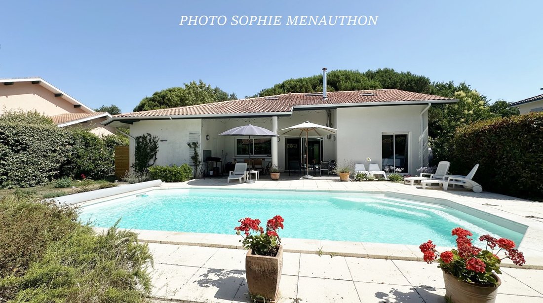 Villa in Soorts-Hossegor, Nouvelle-Aquitaine, France 1 - 18719731