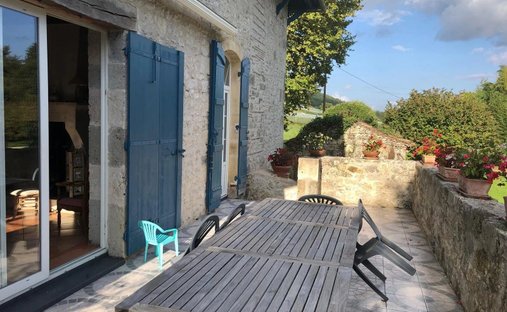 Villa a Bazens, Nuova Aquitania, Francia 1