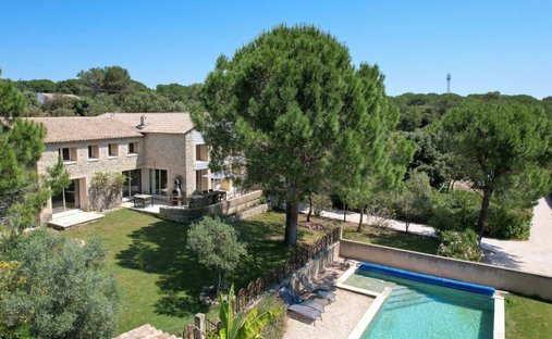 Tenuta a Uzès, Occitania, Francia 1