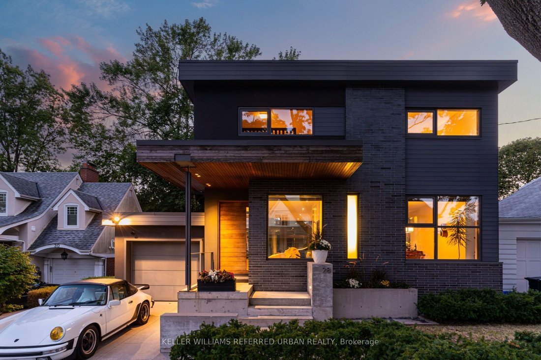 House in Toronto, Ontario, Canada 1 - 18718087