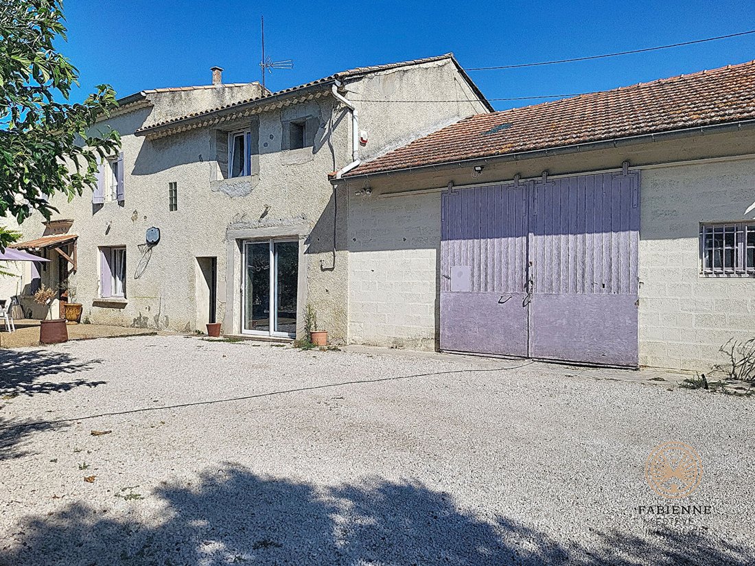 Villa in Châteaurenard, Provence-Alpes-Côte d'Azur, France 2 - 18717592