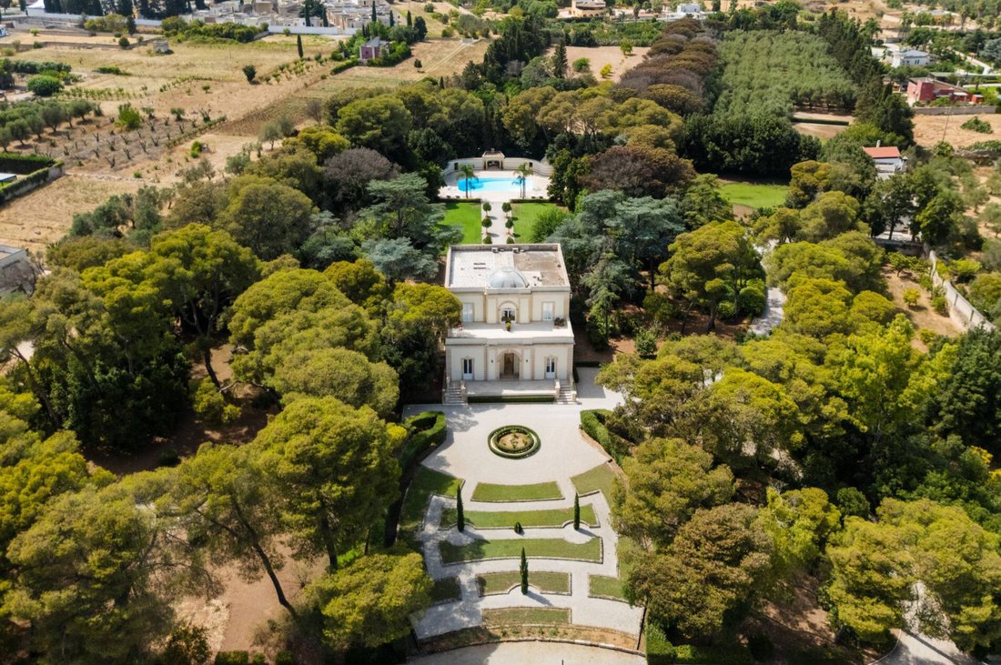 Villa in Arnesano, Apulia, Italy 1 - 18720016