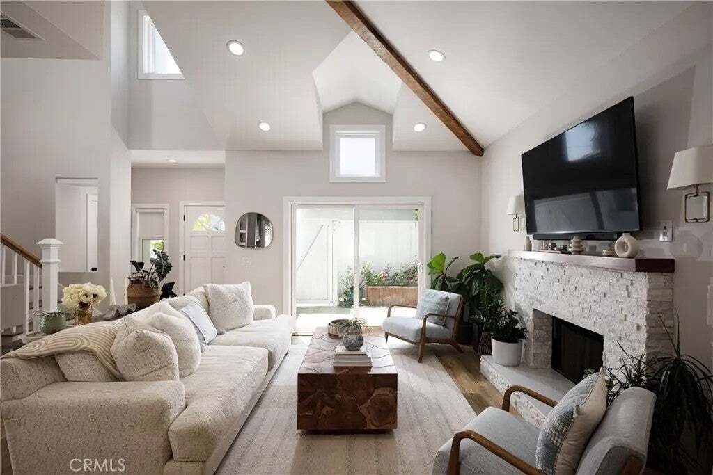 Appartement à Costa Mesa, Californie, États-Unis 3 - 17999661