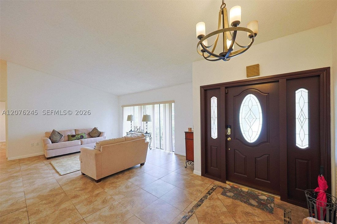 Haus in Cutler Bay, Florida, Vereinigte Staaten 3 - 18719357