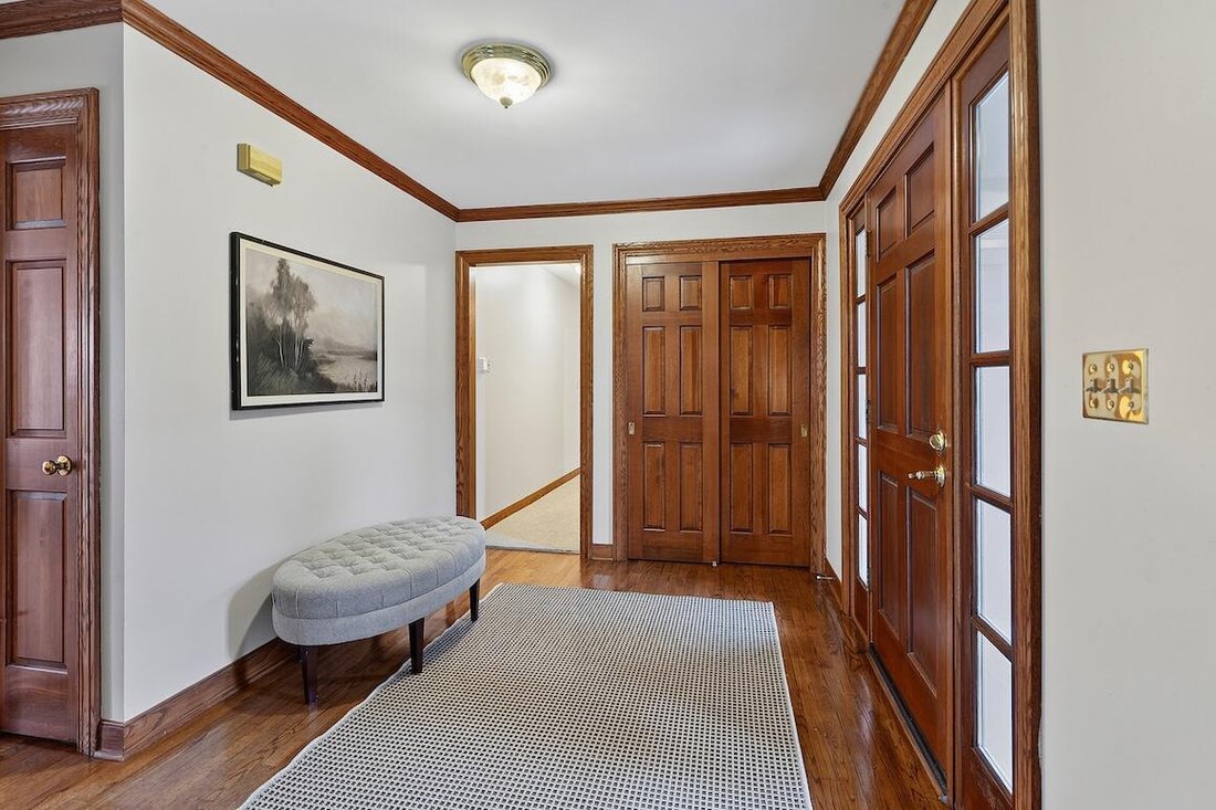 House in Pewaukee, Wisconsin, United States 2 - 18718045