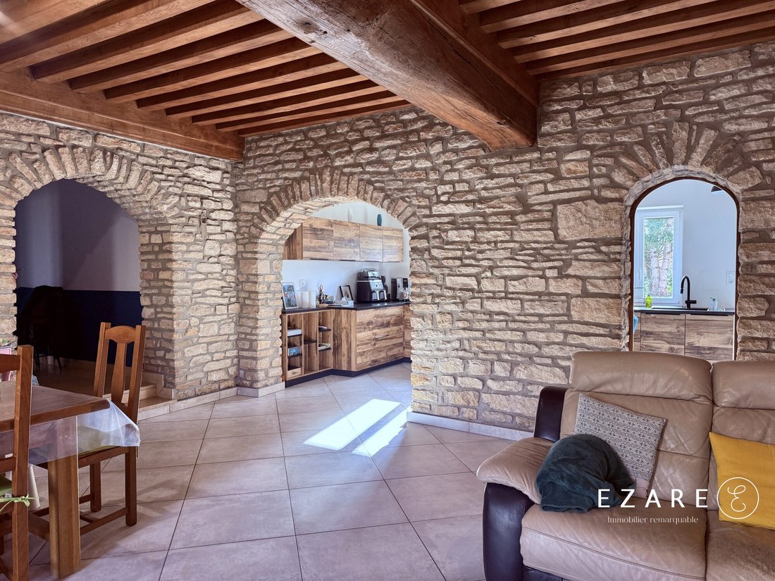 House in Sainte-Marie-la-Blanche, Bourgogne – Franche-Comté, France 4 - 17052845