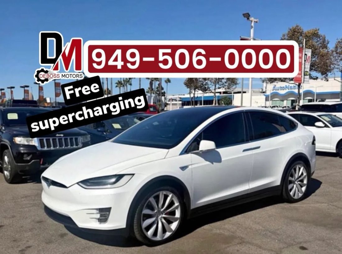 Suv in Costa Mesa, CA, United States 1 - 18717526