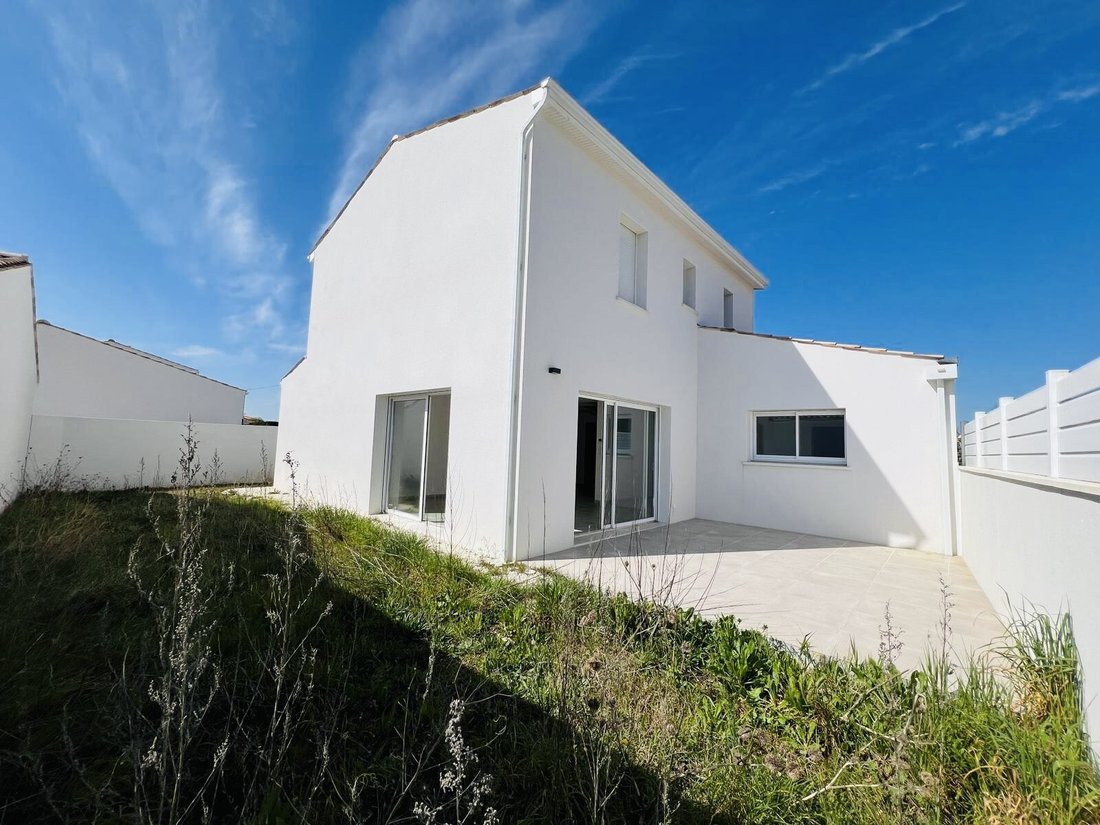 Casa en Saint-Palais-sur-Mer, Nueva Aquitania, Francia 1 - 16986608