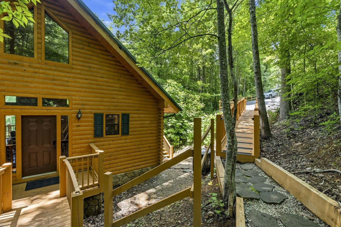 House in Gatlinburg, Tennessee, United States 5 - 18718534