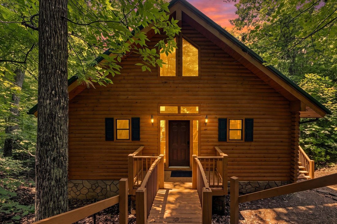 House in Gatlinburg, Tennessee, United States 1 - 18718534
