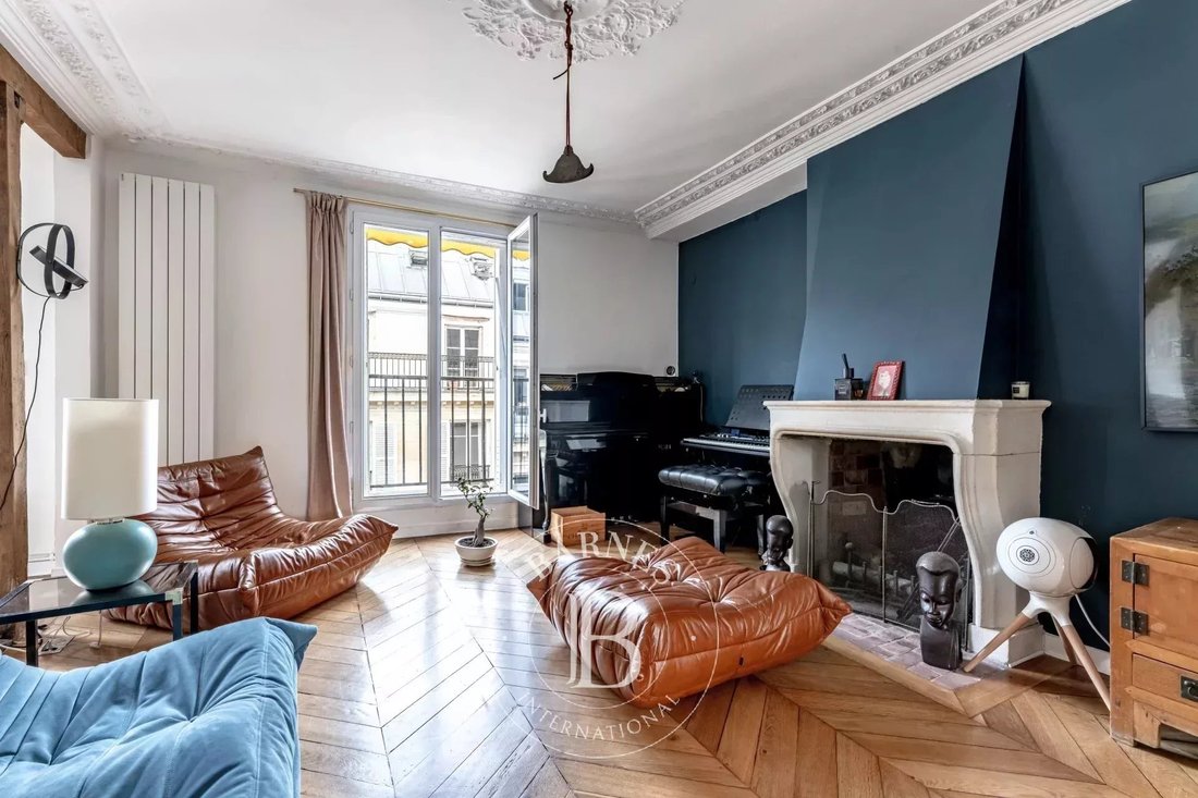 Apartment in Elysées-Madeleine, Paris 8e Arrondissement, Paris 3 - 18716761