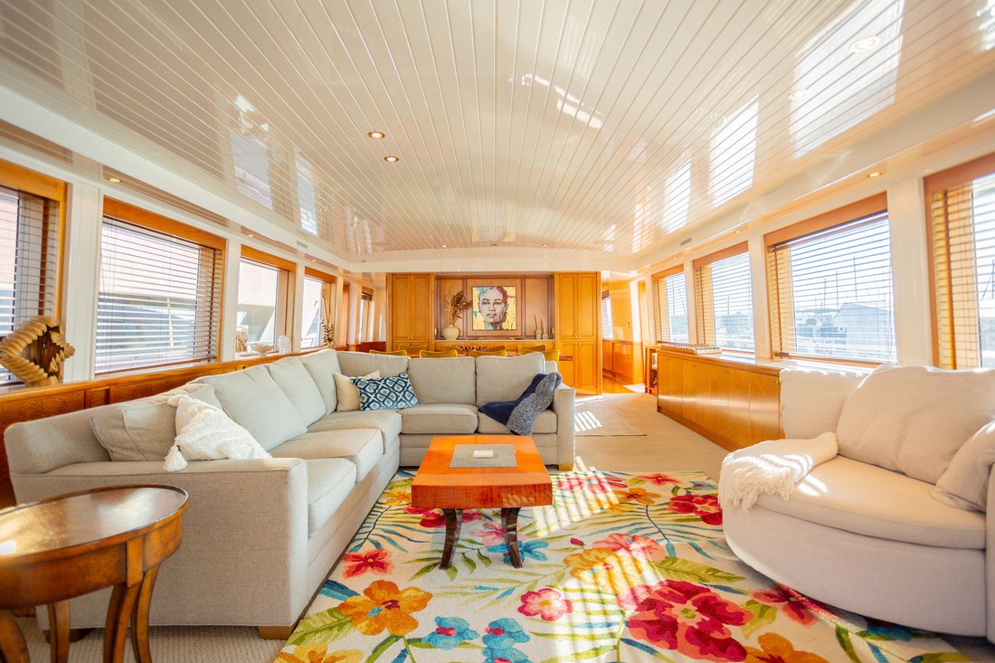 Yacht in United States 5 - 18716624