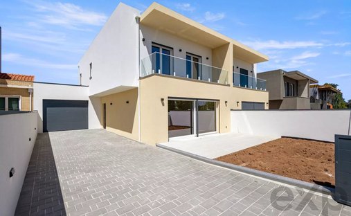 Villa in Campelos e Outeiro da Cabeca, Lissabon, Portugal 1
