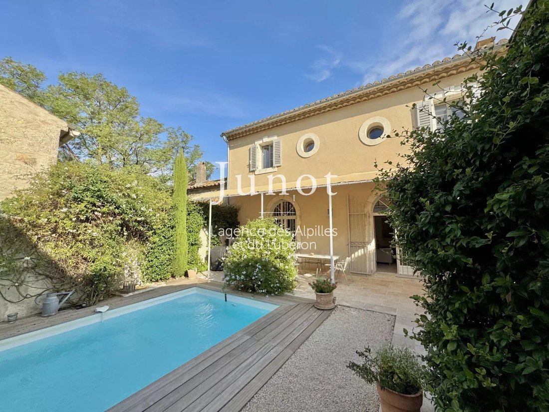 Casa a Maussane-les-Alpilles, Provenza-Alpi-Costa Azzurra, Francia 1 - 18717103