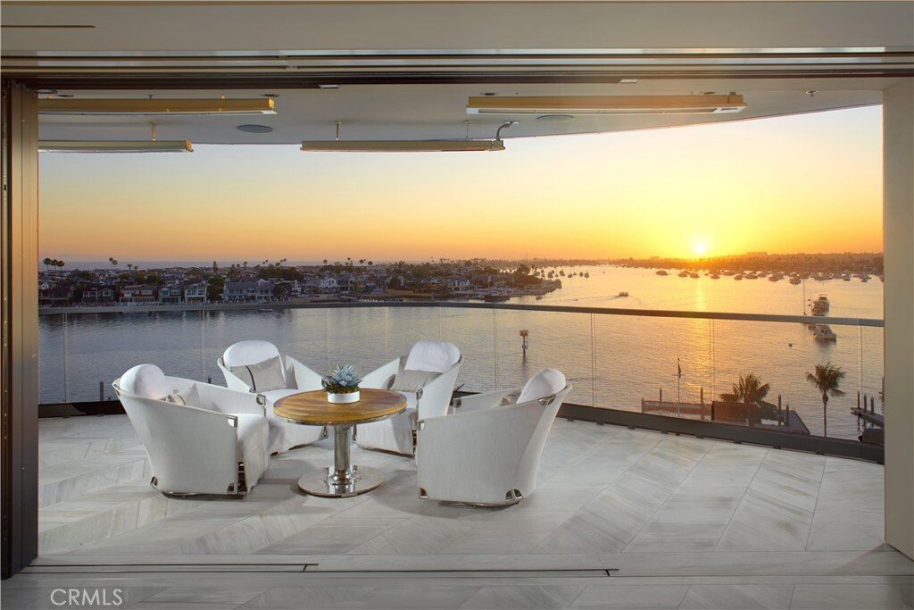 Condo in Newport Beach, California, United States 2 - 18717026