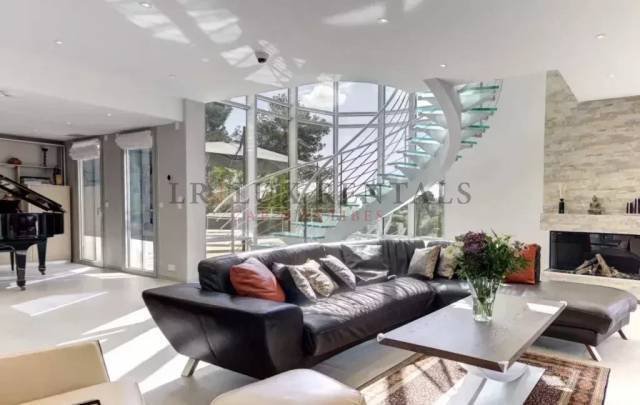 Villa a Les Bastides, Antibes, Francia 3 - 15260561