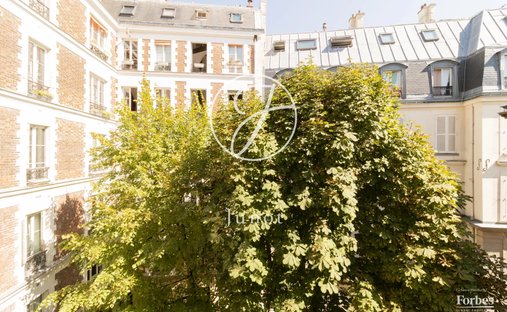 Apartment in Lorette-Martyrs, Paris 9e Arrondissement, Paris 1