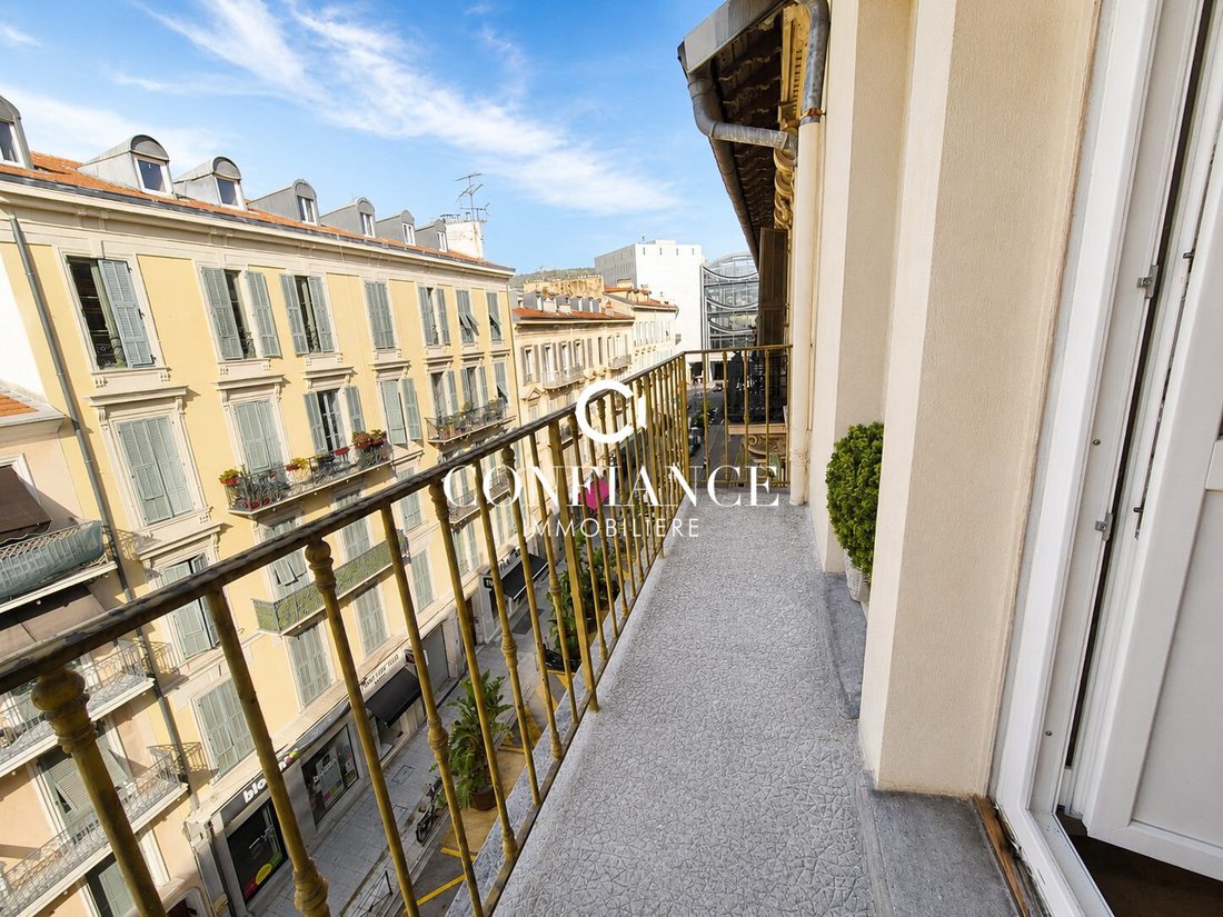 Apartamento en Niza, Provenza-Alpes-Costa Azul, Francia 1 - 18720139