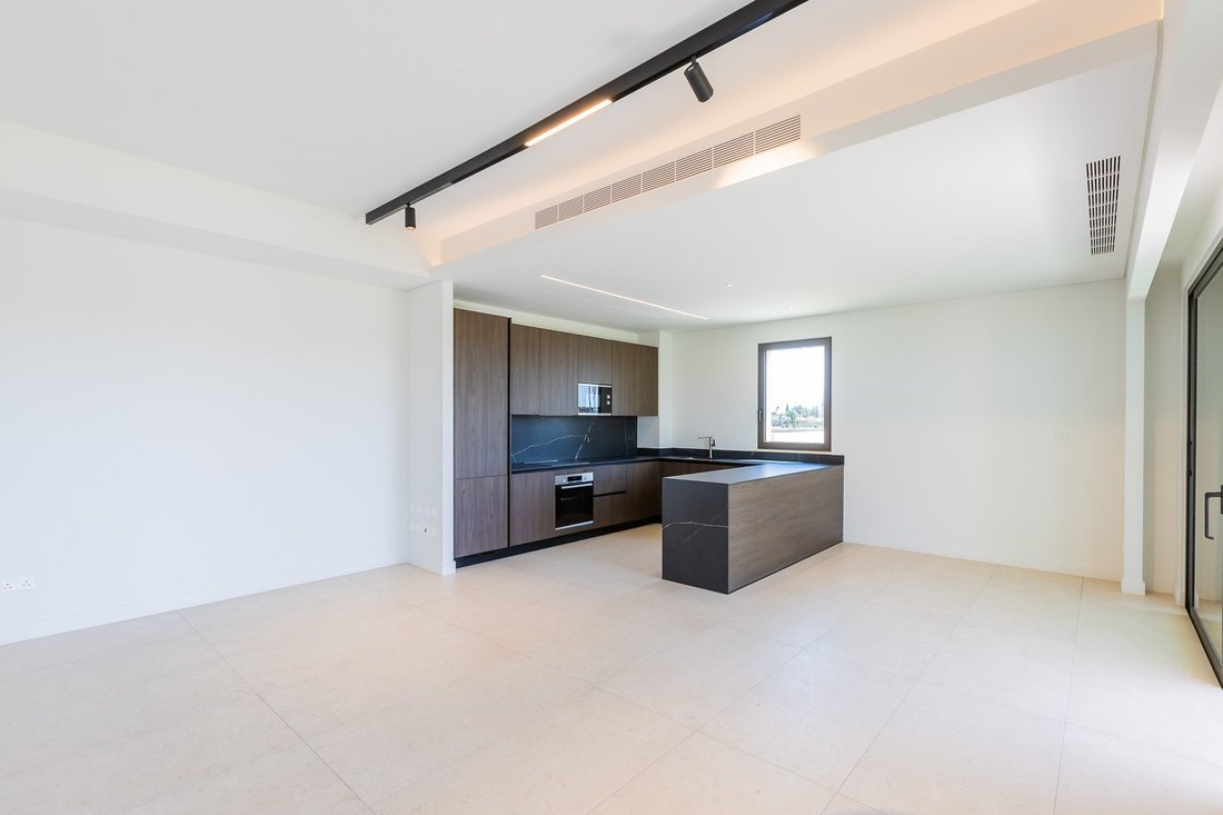 Apartment in Tserkezoi, Limassol, Cyprus 3 - 18719663