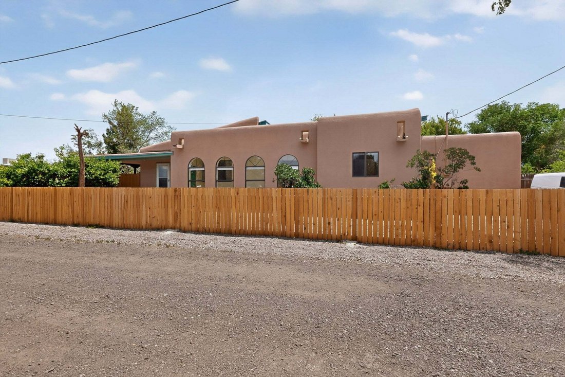 House in Santa Fe, New Mexico, United States 4 - 18718208