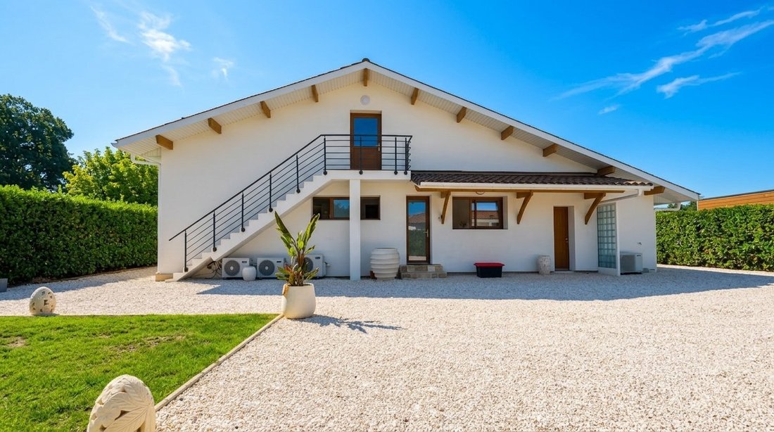 Villa in Seignosse, Nouvelle-Aquitaine, France 4 - 18719767