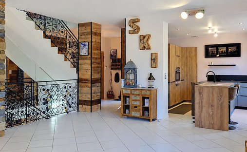 House in Tarentaise, Auvergne-Rhône-Alpes, France 1