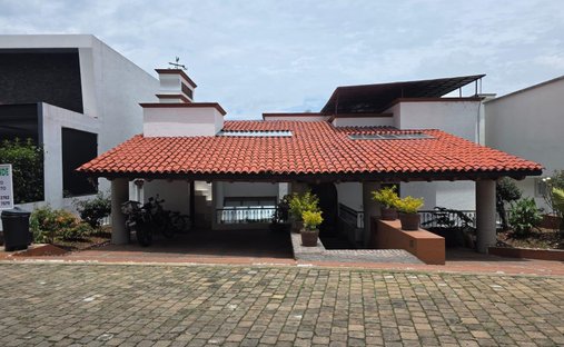 Condo in Fraccionamiento y Club de Golf los Encinos, State of Mexico, Mexico 1