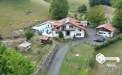 Villa in Ouest, Hasparren, France 1