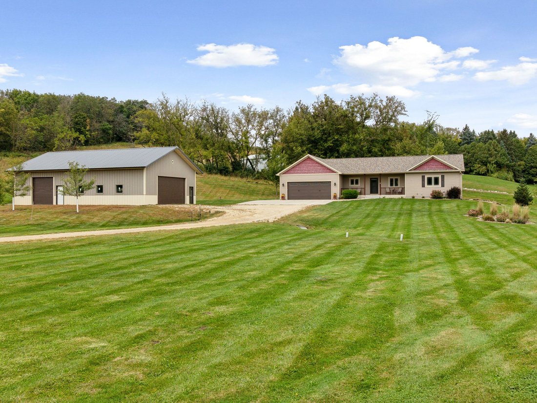 House in Byron, Minnesota, United States 3 - 18716587