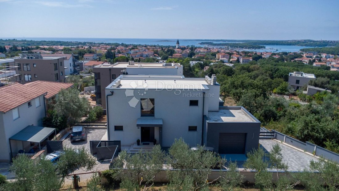 Casa en Medulin, Istria, Croacia 1 - 18719570