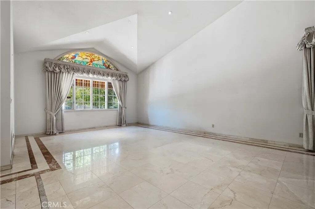 House in Los Angeles, California, United States 2 - 18719226
