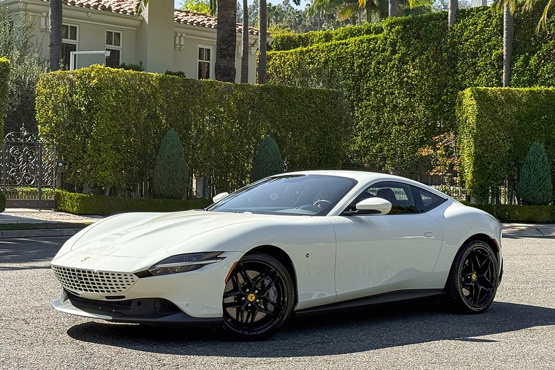 Coupe in West Hollywood, CA, United States 1 - 18716876