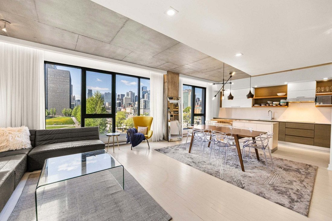 Condo in Montréal, Quebec, Canada 3 - 18643158