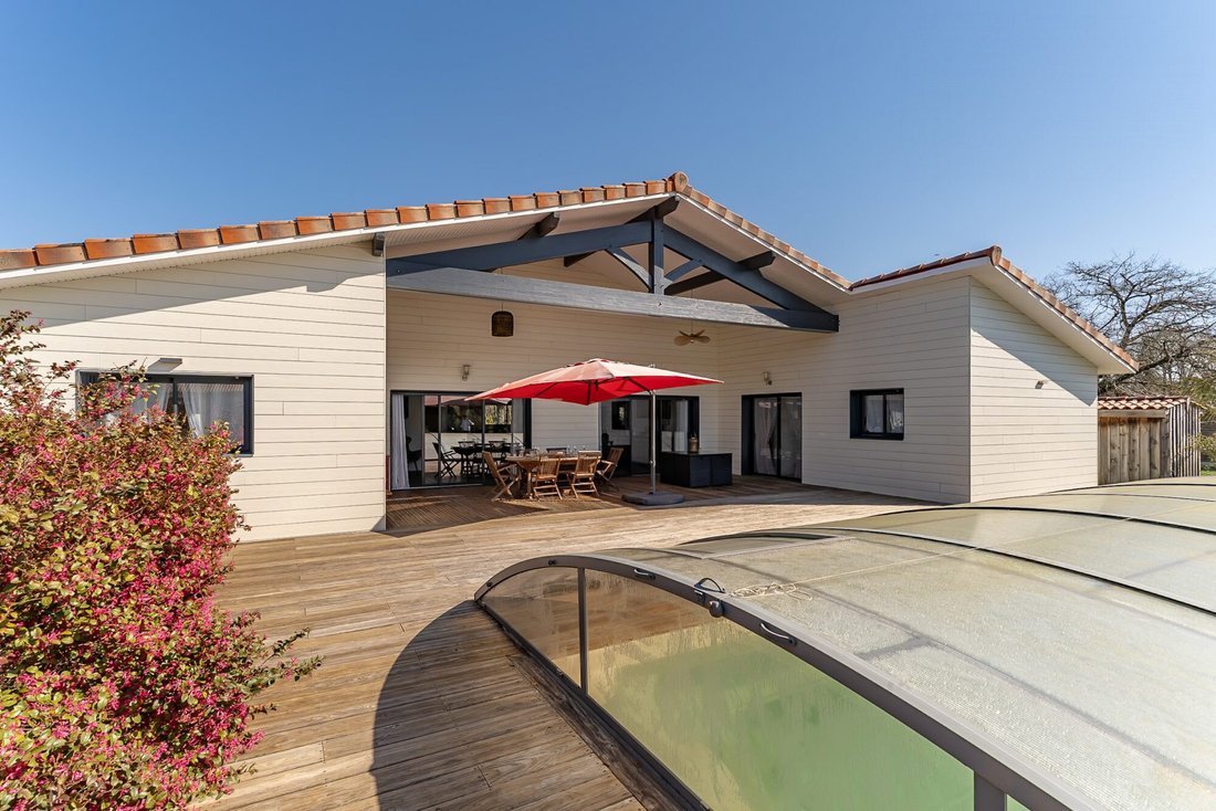 Casa en Salles, Nueva Aquitania, Francia 2 - 17508344