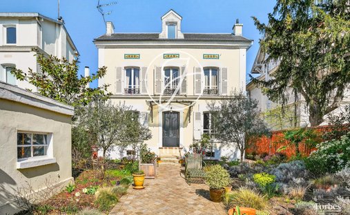 Maison à Le Vésinet, Île-de-France, France 1