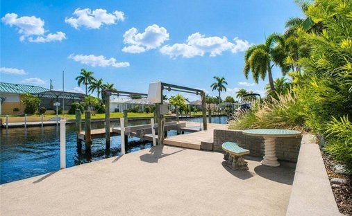 Casa en Cabo Coral, Florida, Estados Unidos 1