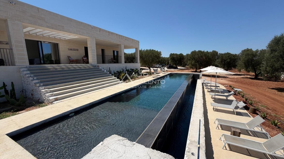 Villa in Carovigno, Apulia, Italy 1 - 18716637