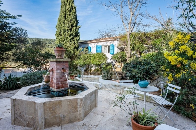 Haus in Ceyreste, Provence-Alpes-Côte d'Azur, Frankreich 1 - 18717118
