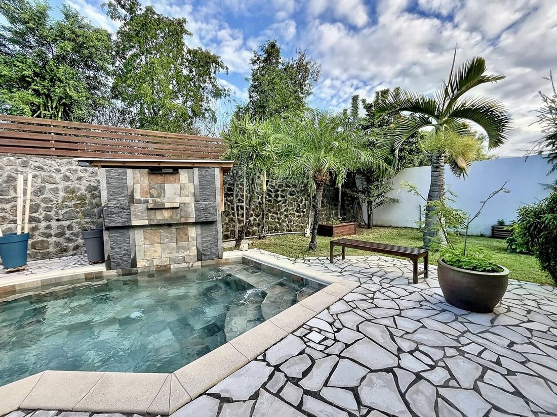 Villa in Saint-Pierre, Saint-Pierre, Réunion 4 - 18639819