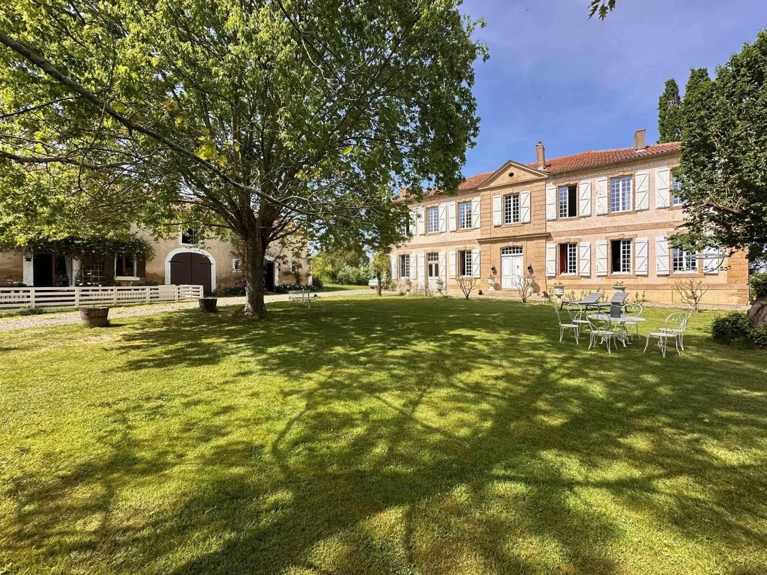 House in Mirande, Occitania, France 1 - 18717268