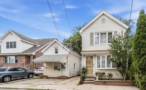 Casa a Albertson, New York, Stati Uniti 1