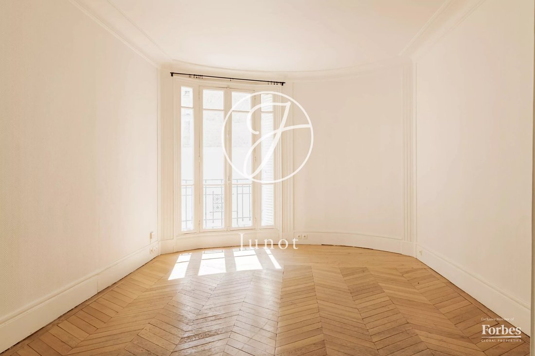 Appartamento a Courcelles-Wagram, Paris 17e Arrondissement, Parigi 5 - 18716808