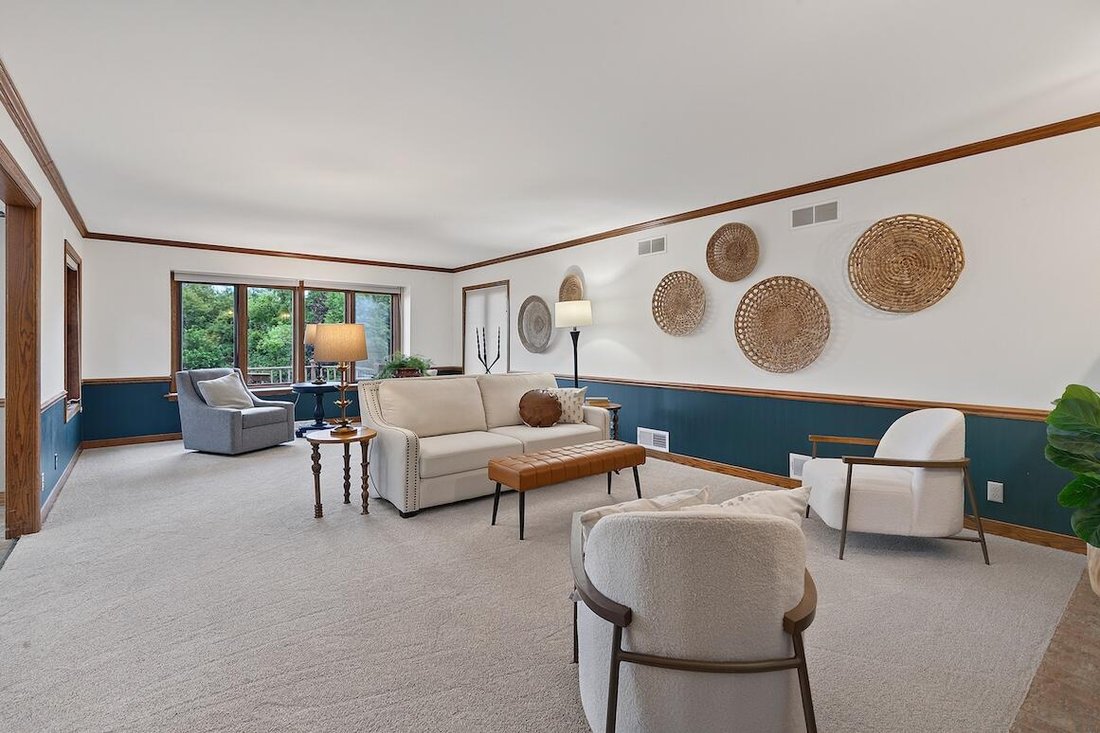 House in Pewaukee, Wisconsin, United States 3 - 18718045