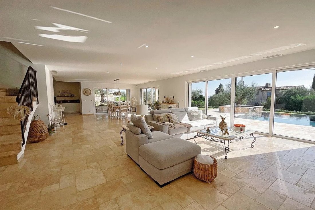 Villa a Callian, Provenza-Alpi-Costa Azzurra, Francia 4 - 16822604