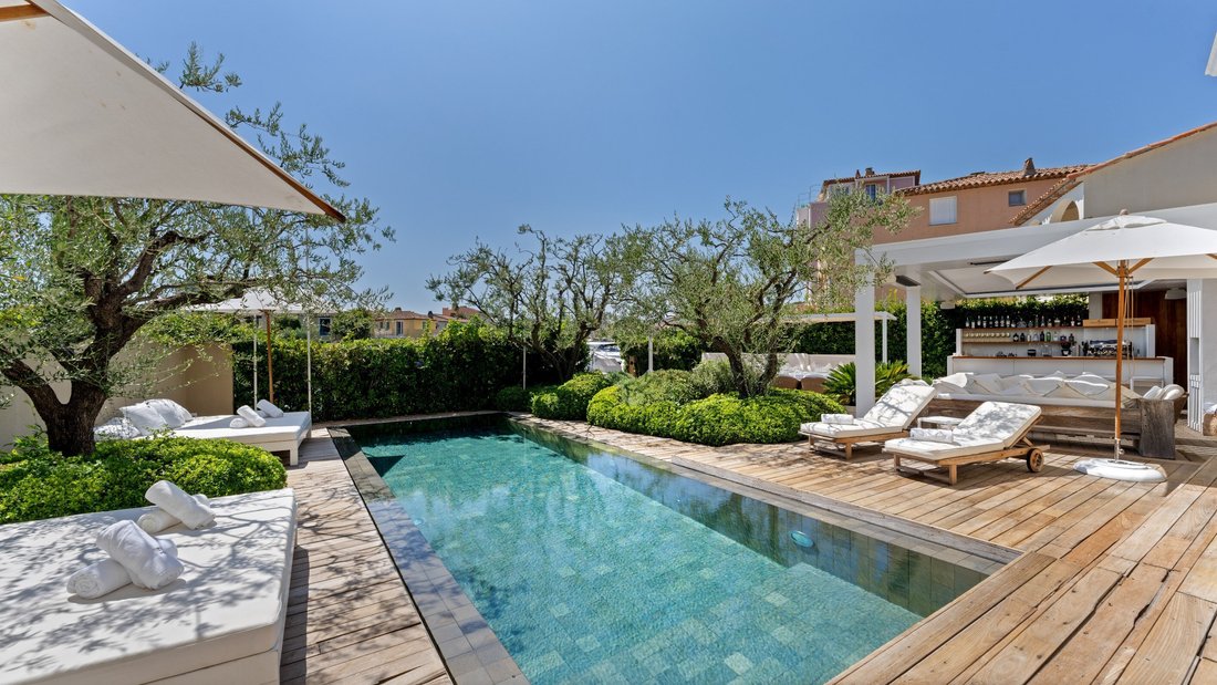 Casa en Grimaud, Provenza-Alpes-Costa Azul, Francia 2 - 18719423